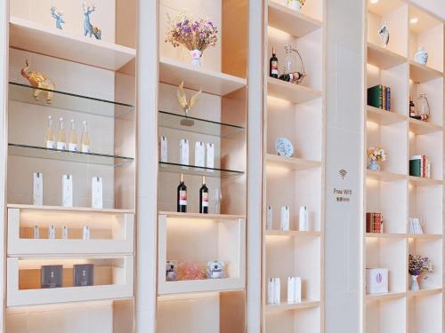 lavande hotel huizhou xinxu government square