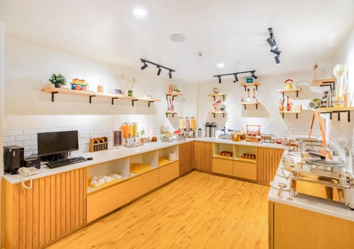 bloom hotel hsr layout sec 6