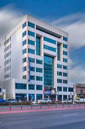 majestic premier hotel bur dubai