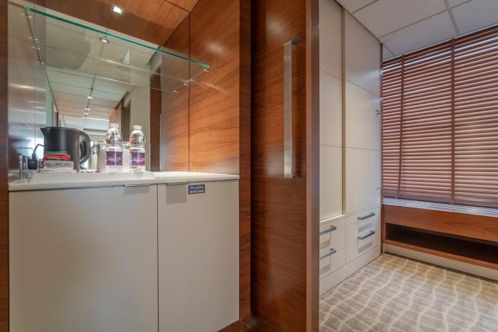 majestic premier hotel bur dubai