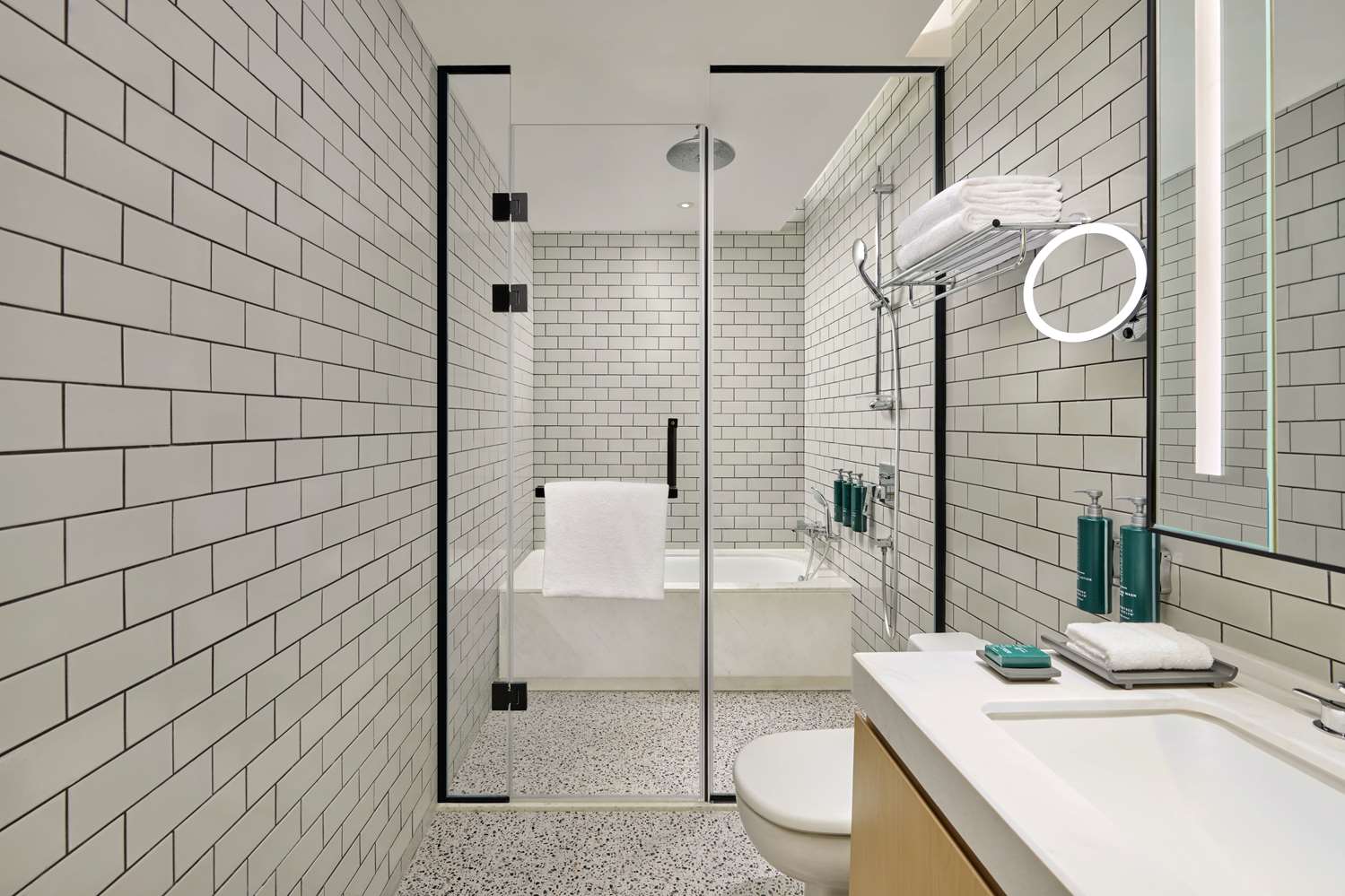 doubletree by hilton shenzhen airport residences