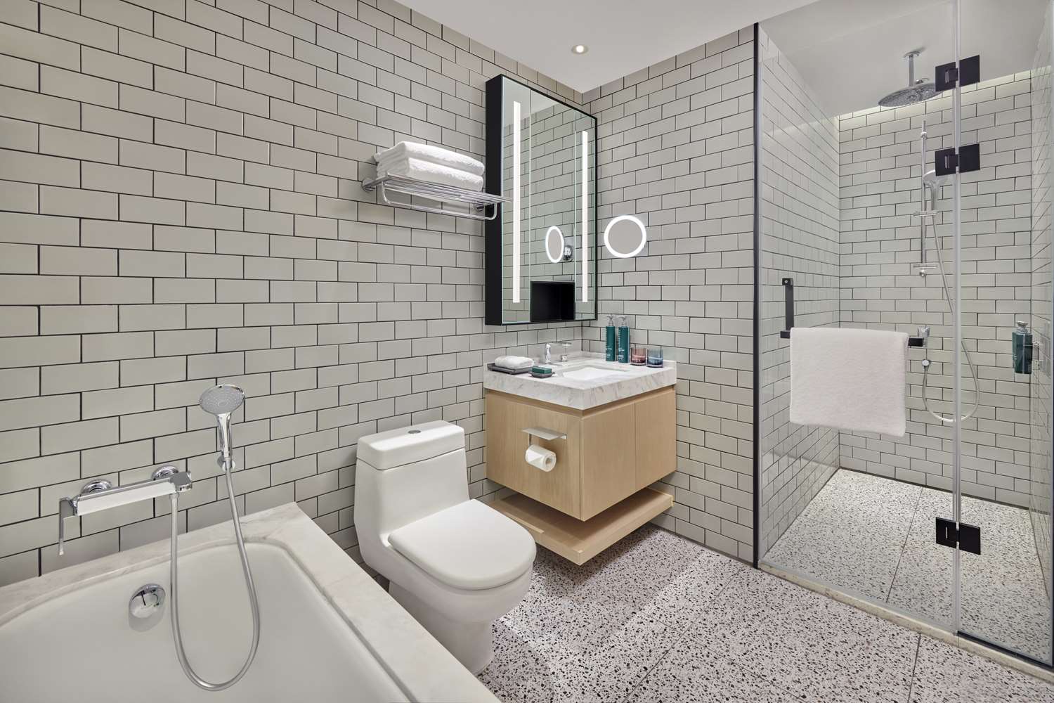 doubletree by hilton shenzhen airport residences