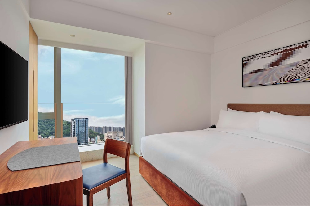 doubletree by hilton shenzhen airport residences