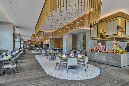 doubletree by hilton shenzhen airport residences