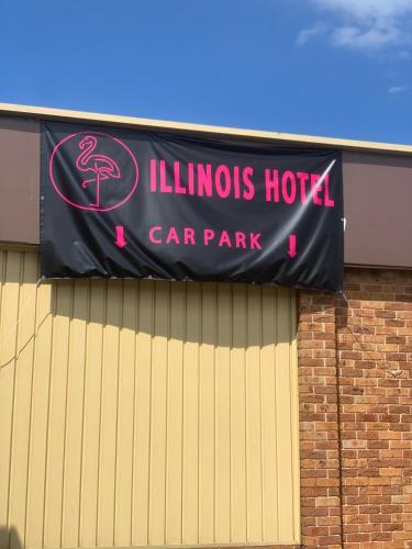 illinois hotel