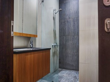 capital o 91140 ayodya kebon jeruk