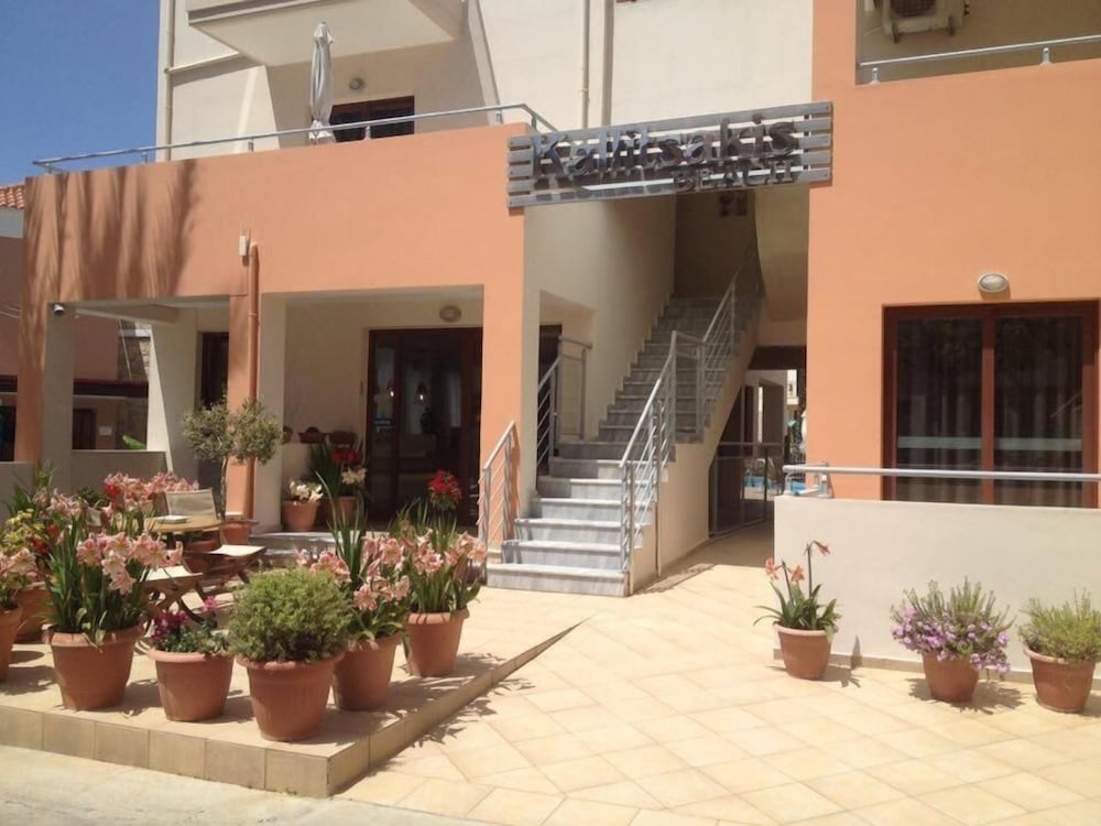 platanias