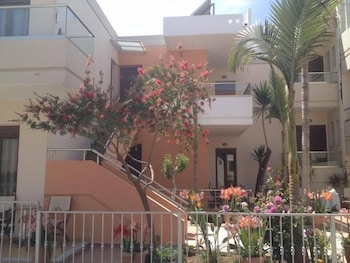 platanias