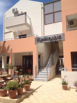 platanias