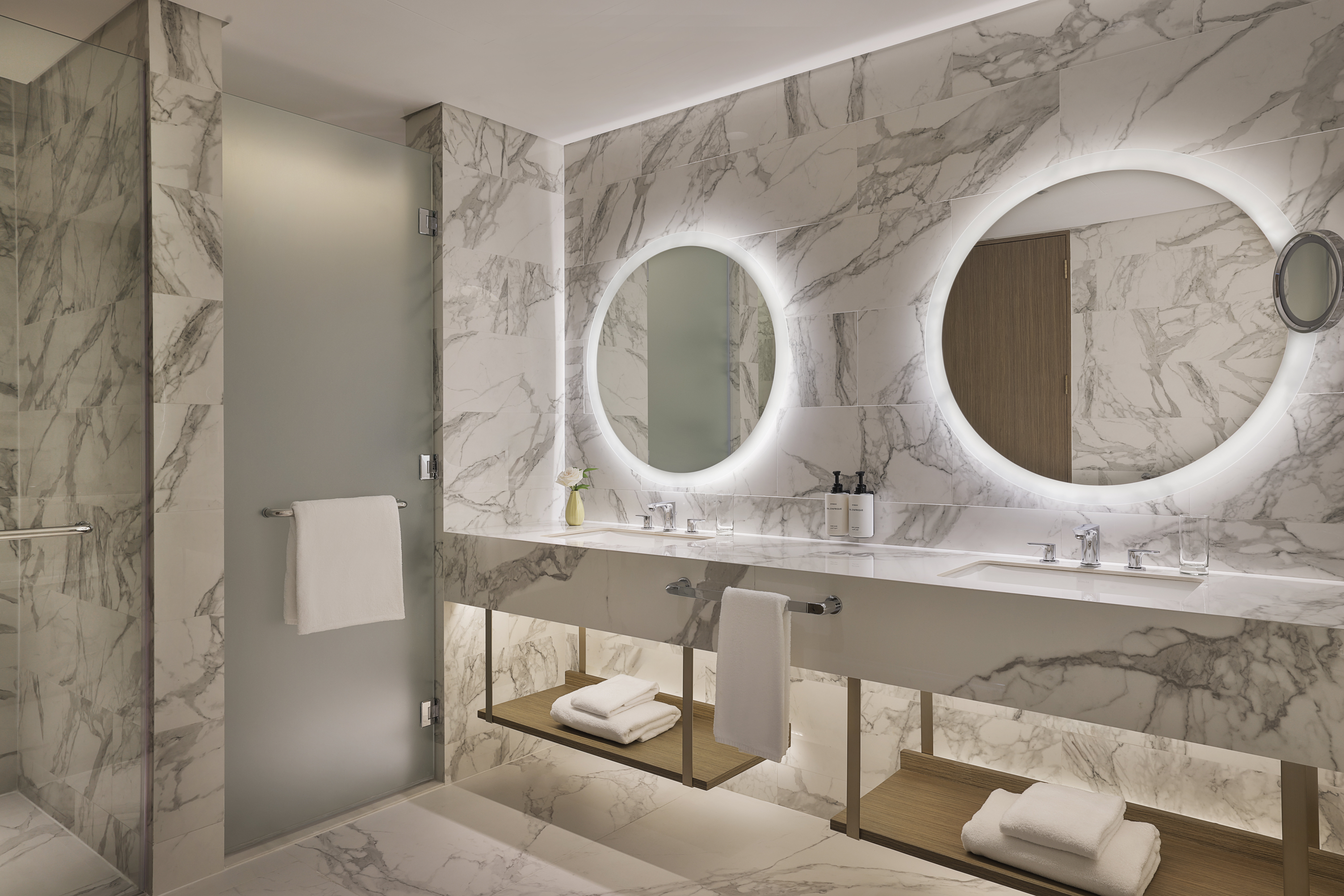 Intercontinental Residences Abu Dhabi, An Ihg Hotel,,5 star