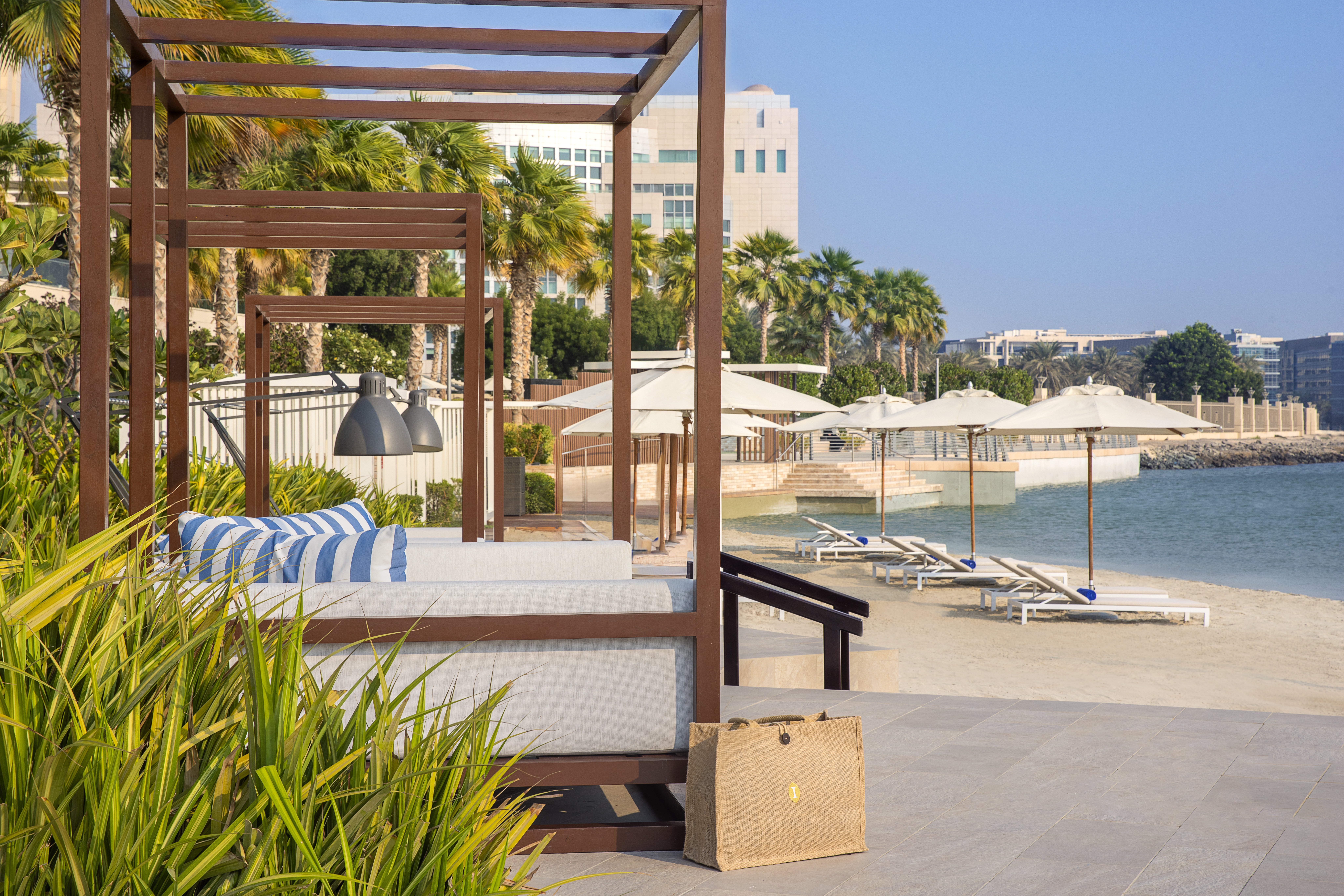 intercontinental residences abu dhabi an ihg hotel