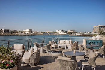 intercontinental residences abu dhabi an ihg hotel