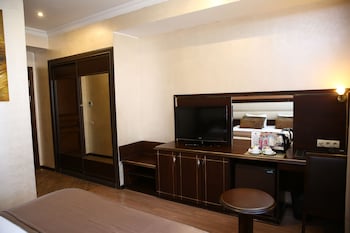 smiths boutique hotel