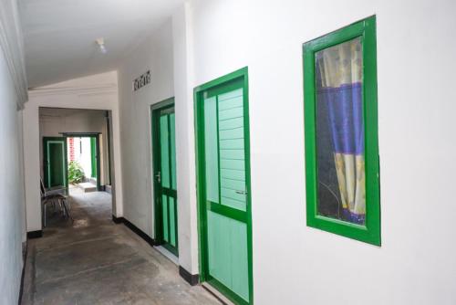 reddoorz syariah ndalem kembang sore yogyakarta