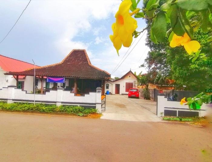 reddoorz syariah ndalem kembang sore yogyakarta