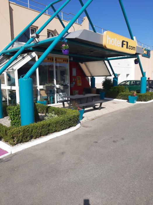 hotelf1 calais coquelles