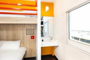 hotelf1 calais coquelles