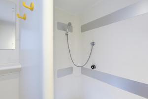 hotelf1 calais coquelles