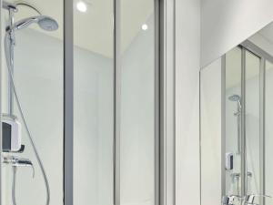 hotelf1 calais coquelles