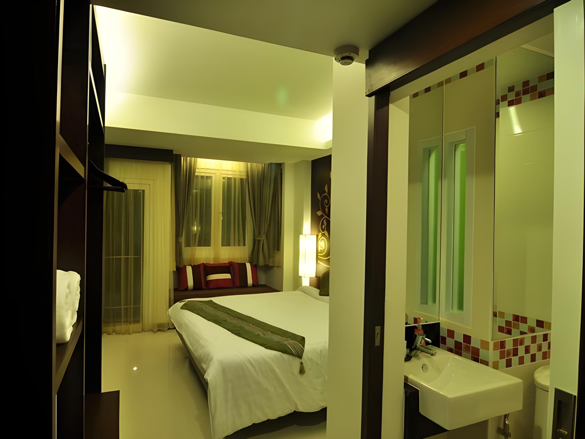 p s hotel sha plus