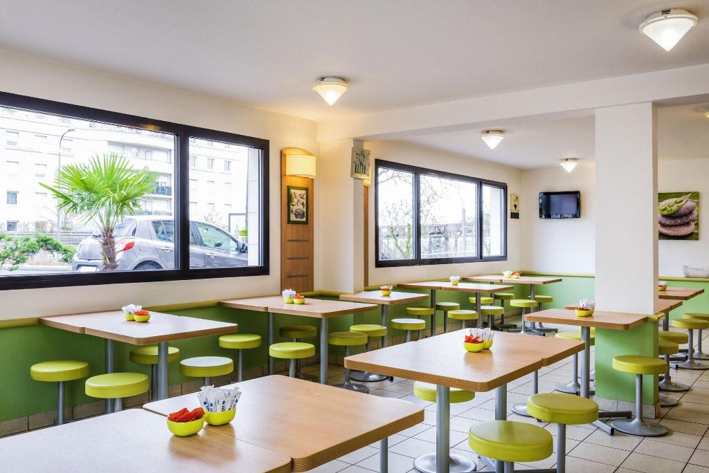 ibis budget versailles coignieres