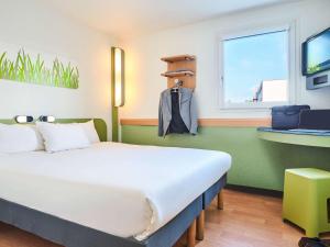 ibis budget versailles coignieres