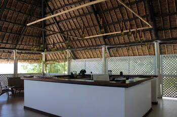 kivuli beach resort paje