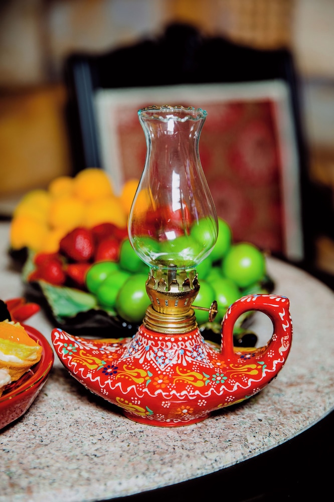 royal antique boutique hotel