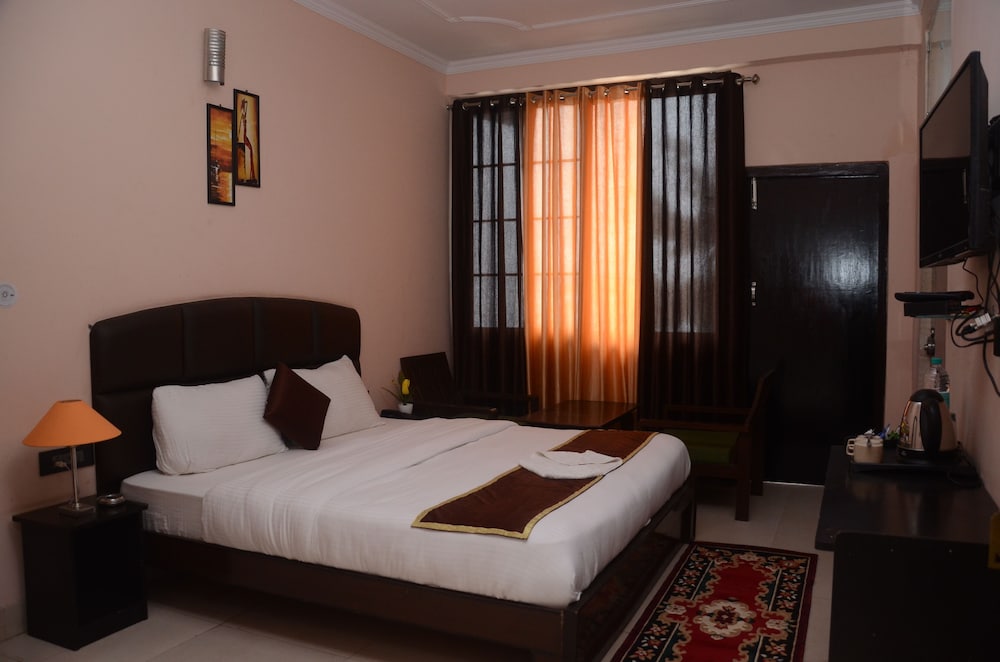 corbett hill resort by royal collection hotels