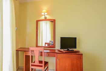 timos hotel