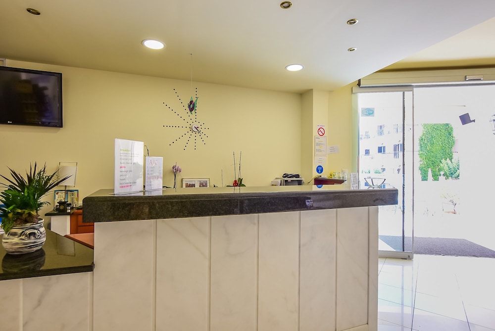 timos hotel