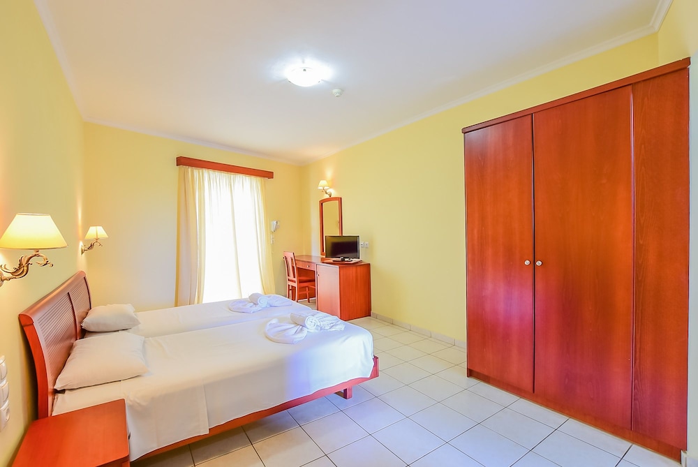 timos hotel