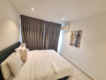 embassy gardens apartment