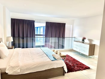 embassy gardens apartment