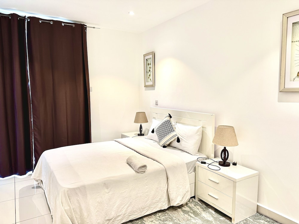 embassy gardens apartment