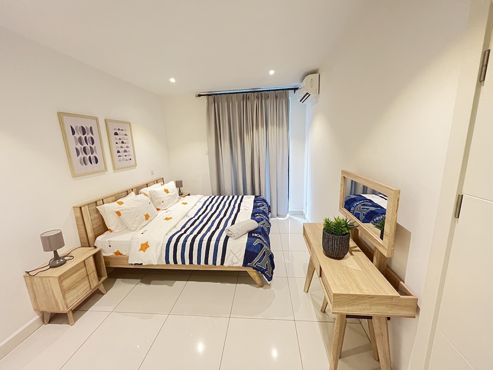 embassy gardens apartment