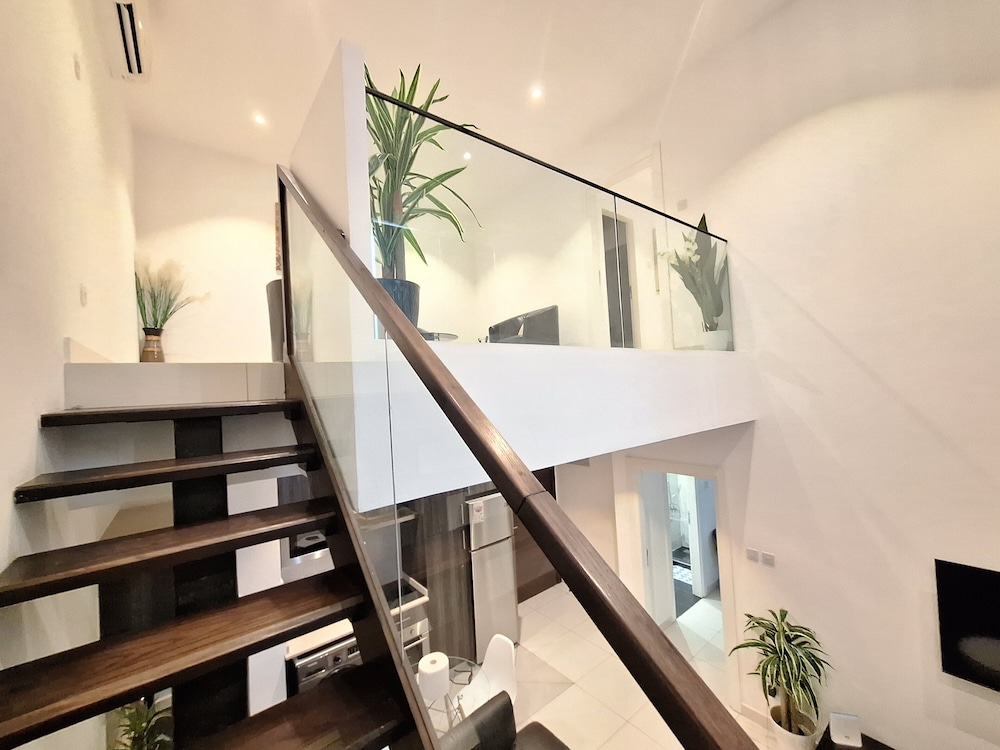 embassy gardens apartment