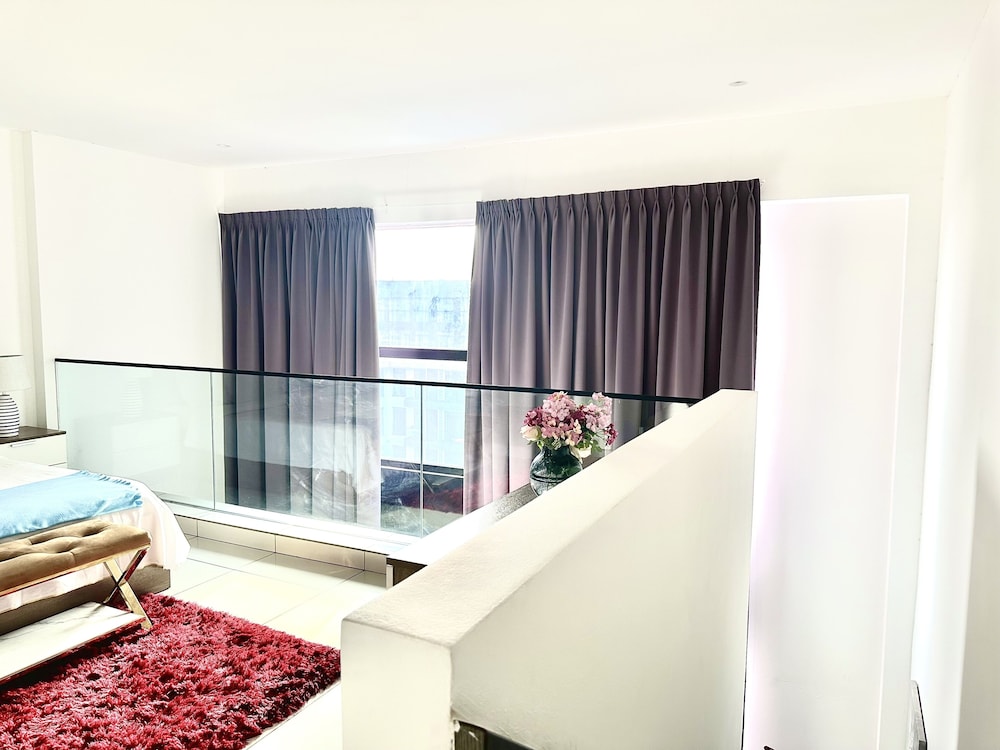 embassy gardens apartment