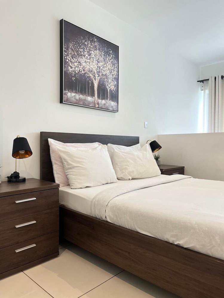 embassy gardens apartment