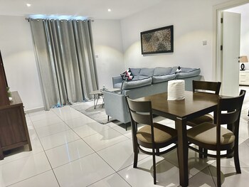 embassy gardens apartment