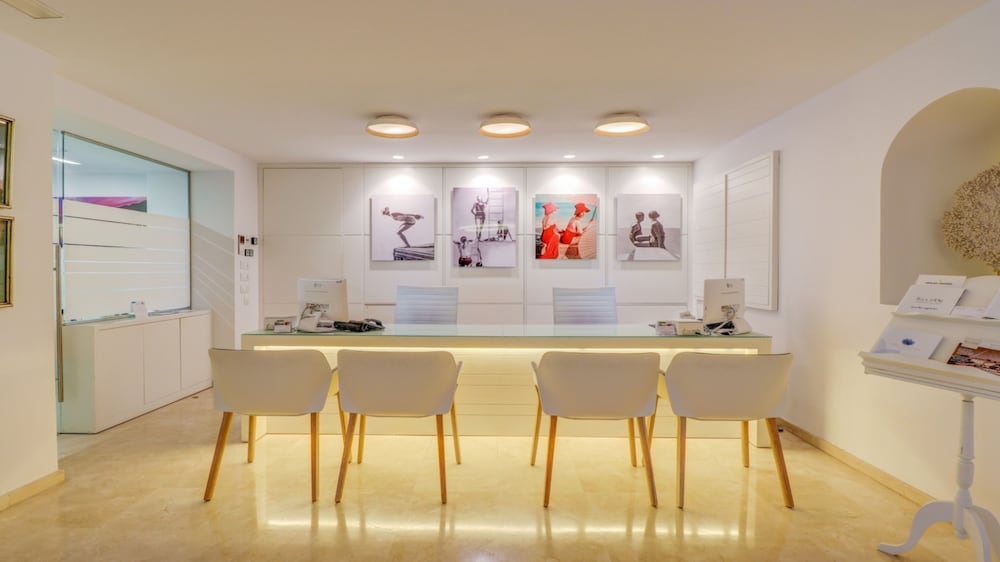 hotel illa dor and club apartaments