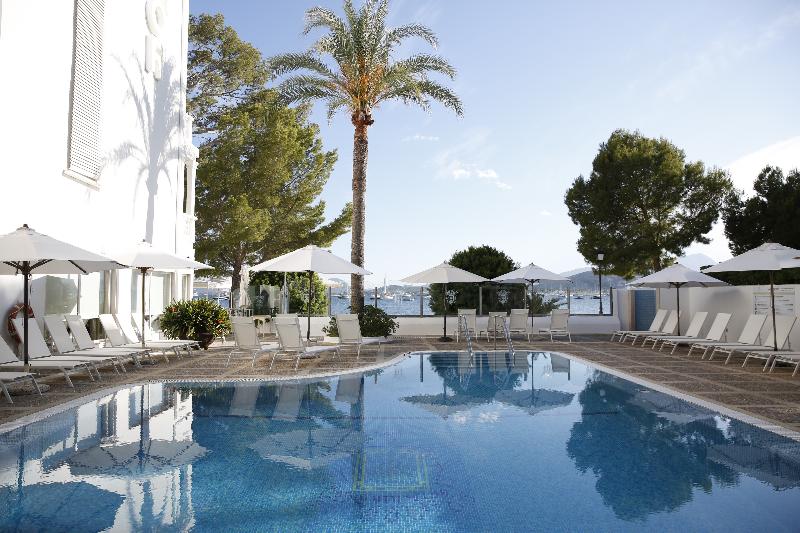 hotel illa dor and club apartaments