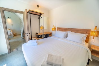 niso skiathos