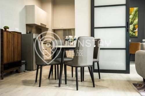 jesselton quay by pinstay