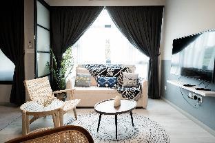 jesselton quay by pinstay