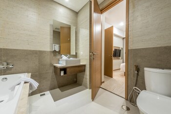 grande valore hotel and serviced apartment