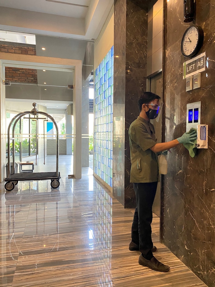 grande valore hotel and serviced apartment