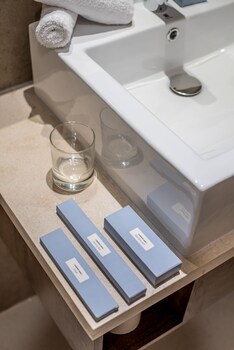 grande valore hotel and serviced apartment