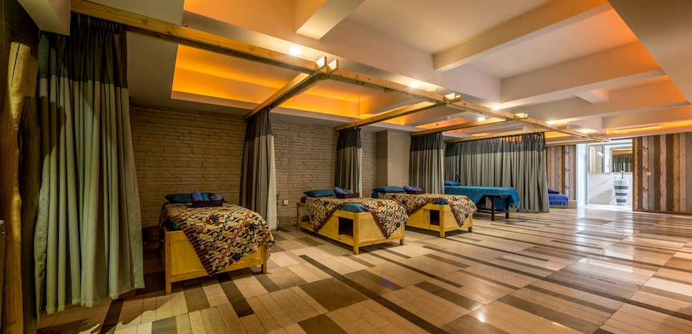 grande valore hotel and serviced apartment