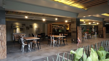 grande valore hotel and serviced apartment